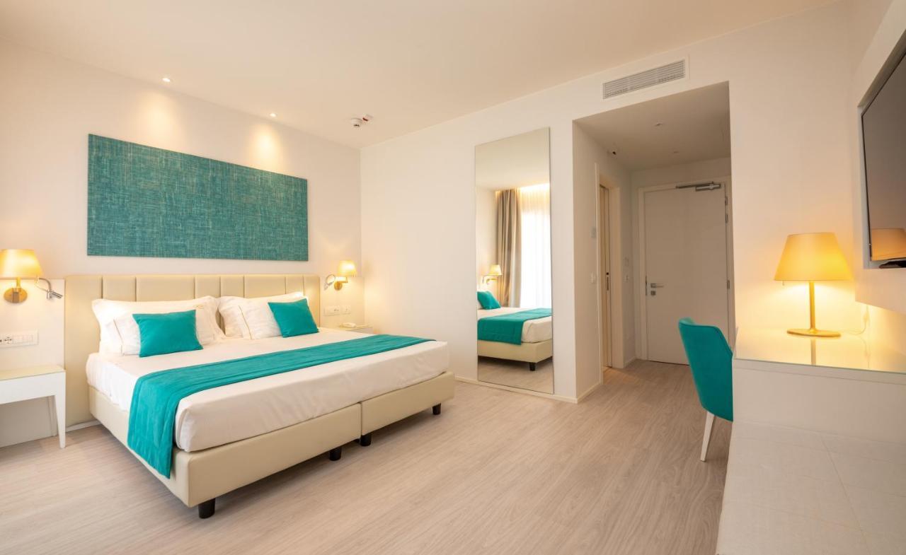 Hotel Imperia Лідо-ді-Єзоло Екстер'єр фото